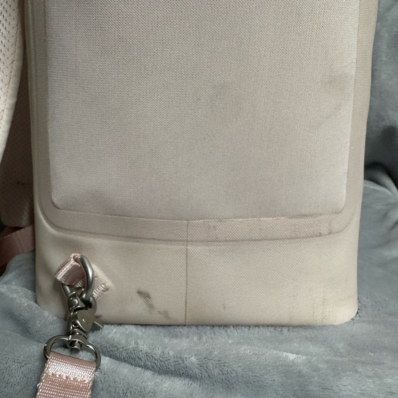 Stanley Backpack - Picture 5 of 6